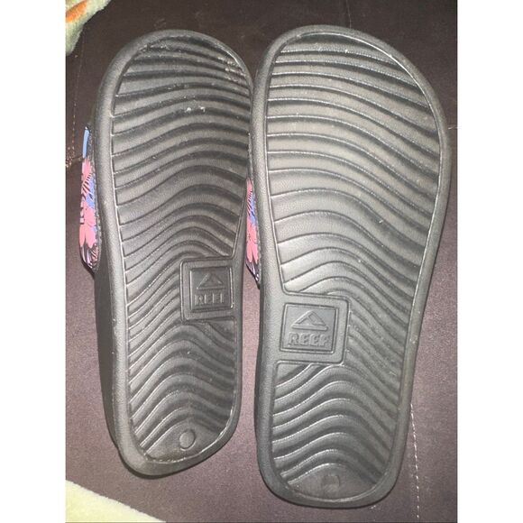 Reef Kids girls One Slide Sandal Size 3 Multi Color Hawaiian Floral - Picture 2 of 4